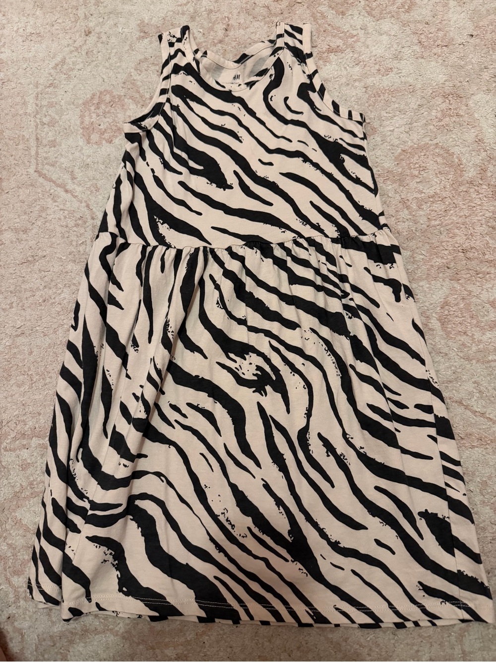 h&m black and white knit dress | Dresses | Hm Zebra Aline Kids pearl snap dress